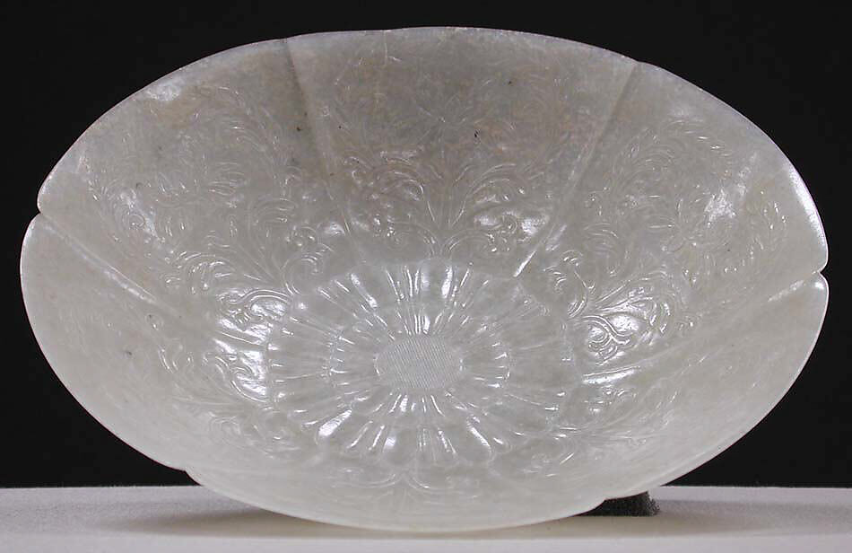 Shallow bowl in the shape of a flower, Jade (nephrite), India 