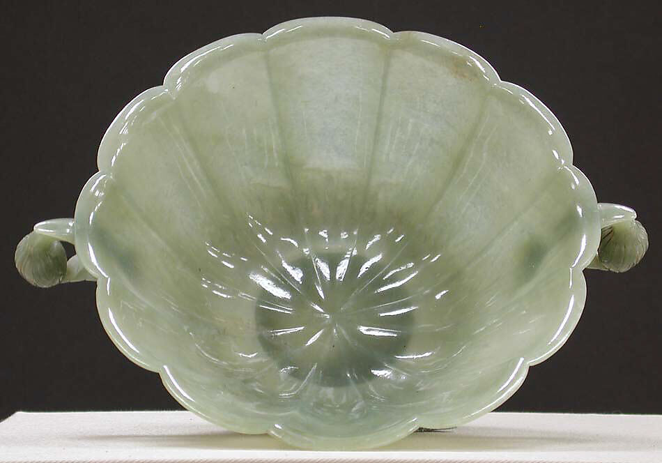Bowl in the shape of a chrysanthemum flower, Jade (nephrite), India