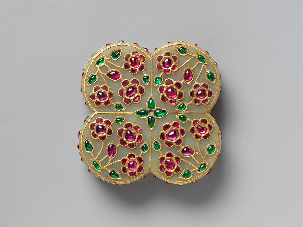 Box with Cover, Nephrite, gray with faint greenish tint, India