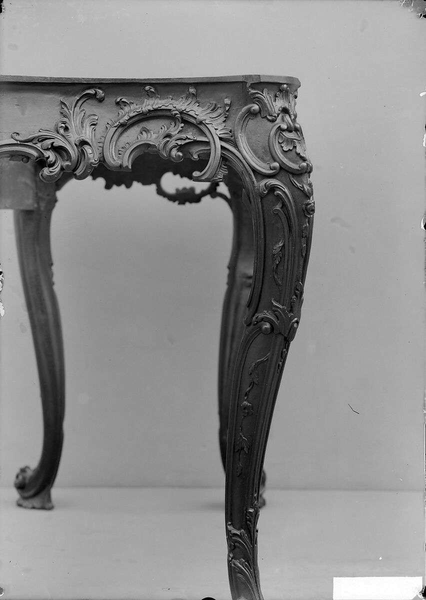 Slab table, Mahogany, black walnut, yellow pine; marble, American