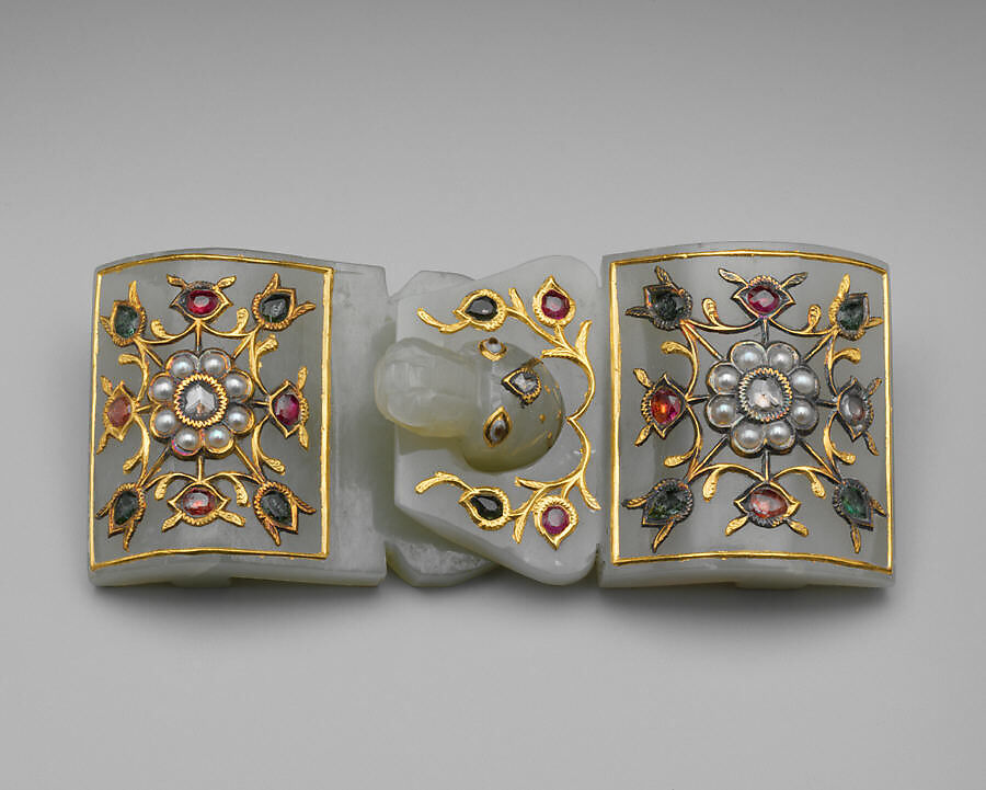 Belt buckle, Jade (nephrite) with gold and semiprecious stone inlays, China 