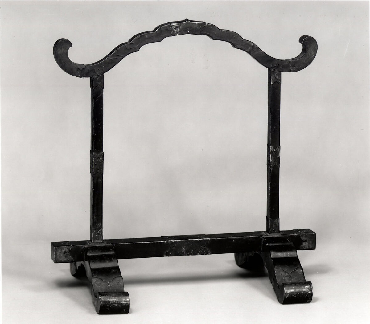Gong stand, Wood, gilt and bronze fittings, Japan 