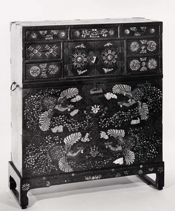 Chest decorated with phoenixes, colored roundels (taegeuk), and flowers, Lacquered wood with inlaid mother-of-pearl, tortoiseshell, ray skin, and brass wire; brass fittings, Korea