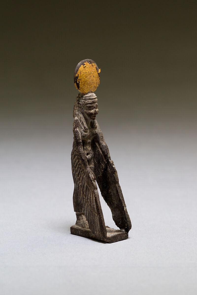 Goddess with gilded sundisk and wings, Wood, gilding