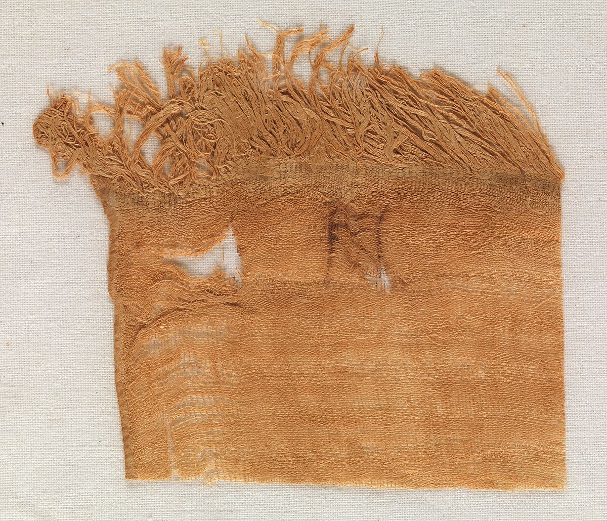 Linen marks from the wrappings of Henhenet's mummy, Linen 