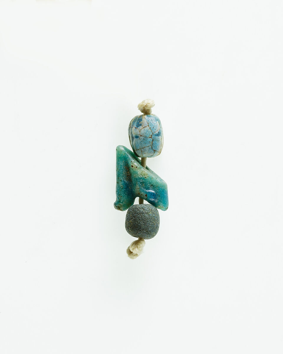 Scarab Inscribed with a Blessing Related to Re, Blue glazed steatite 