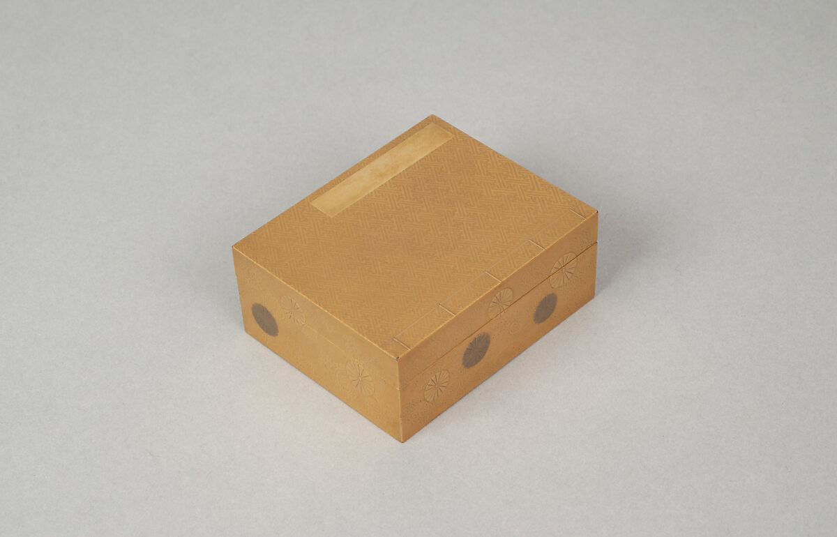 Incense Box, Nashiji lacquer, Japan 