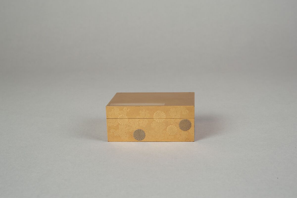 Incense Box, Nashiji lacquer, Japan