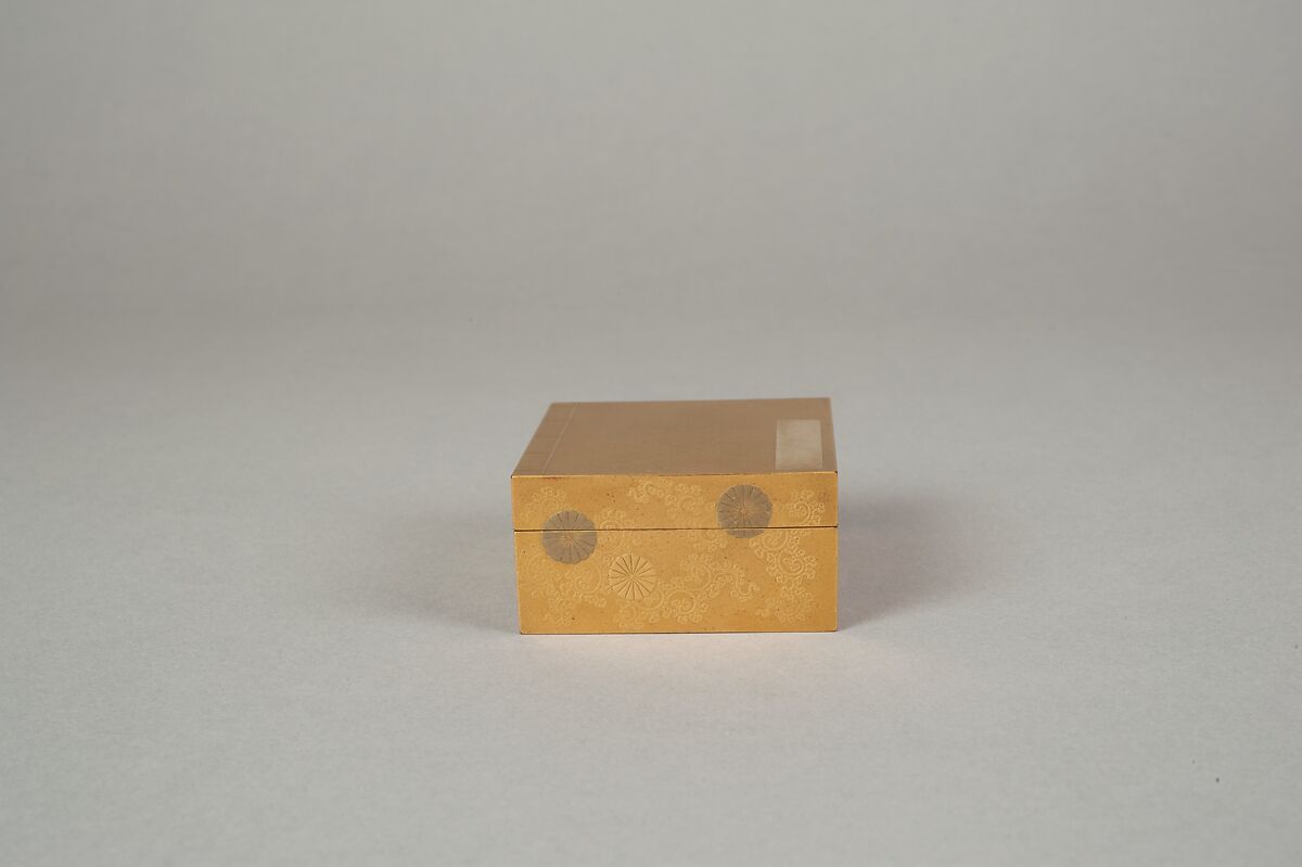 Incense Box, Nashiji lacquer, Japan