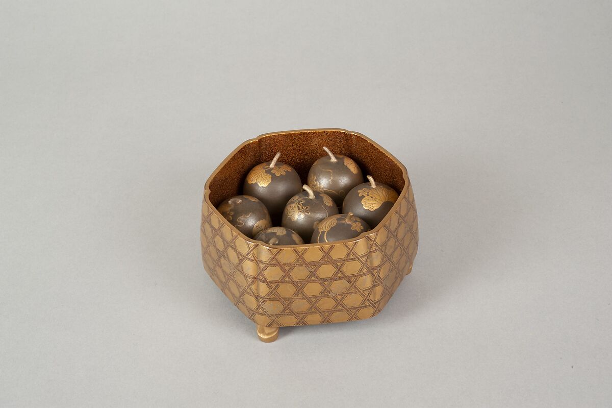 Cosmetic Box, Lacquer, Japan