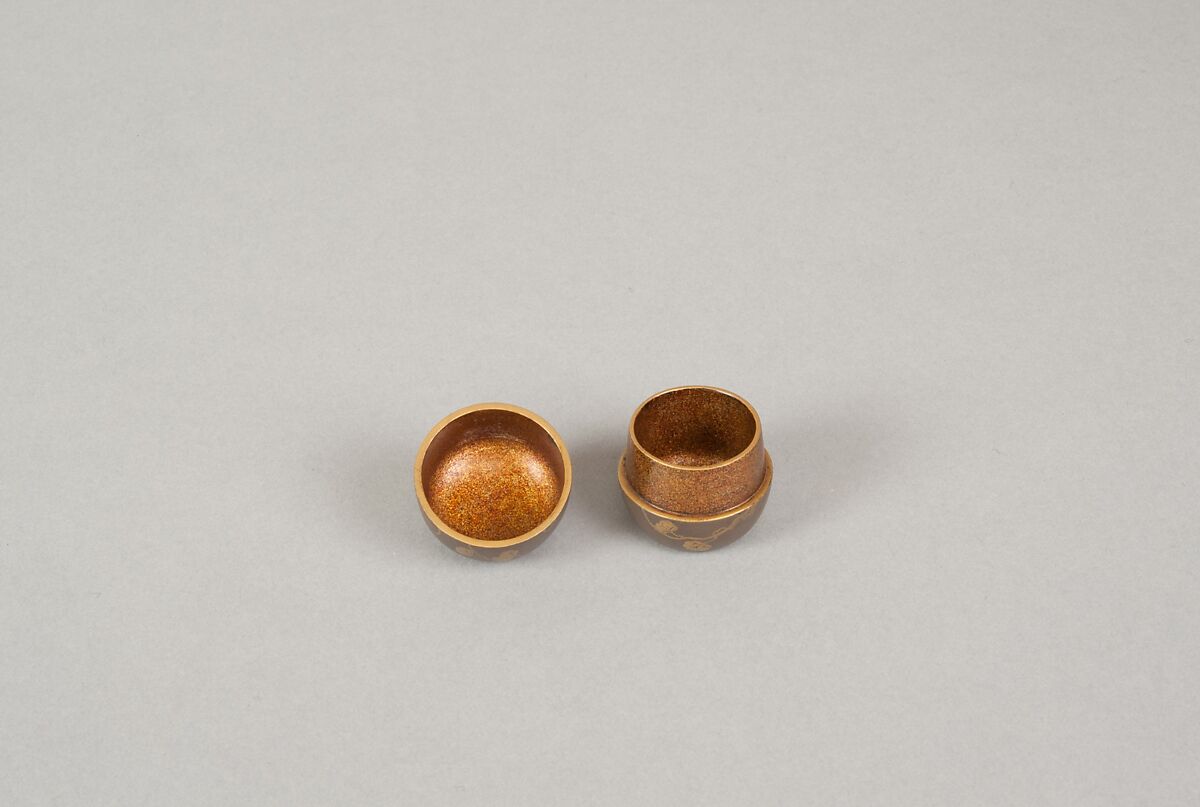 Cosmetic Box, Lacquer, Japan