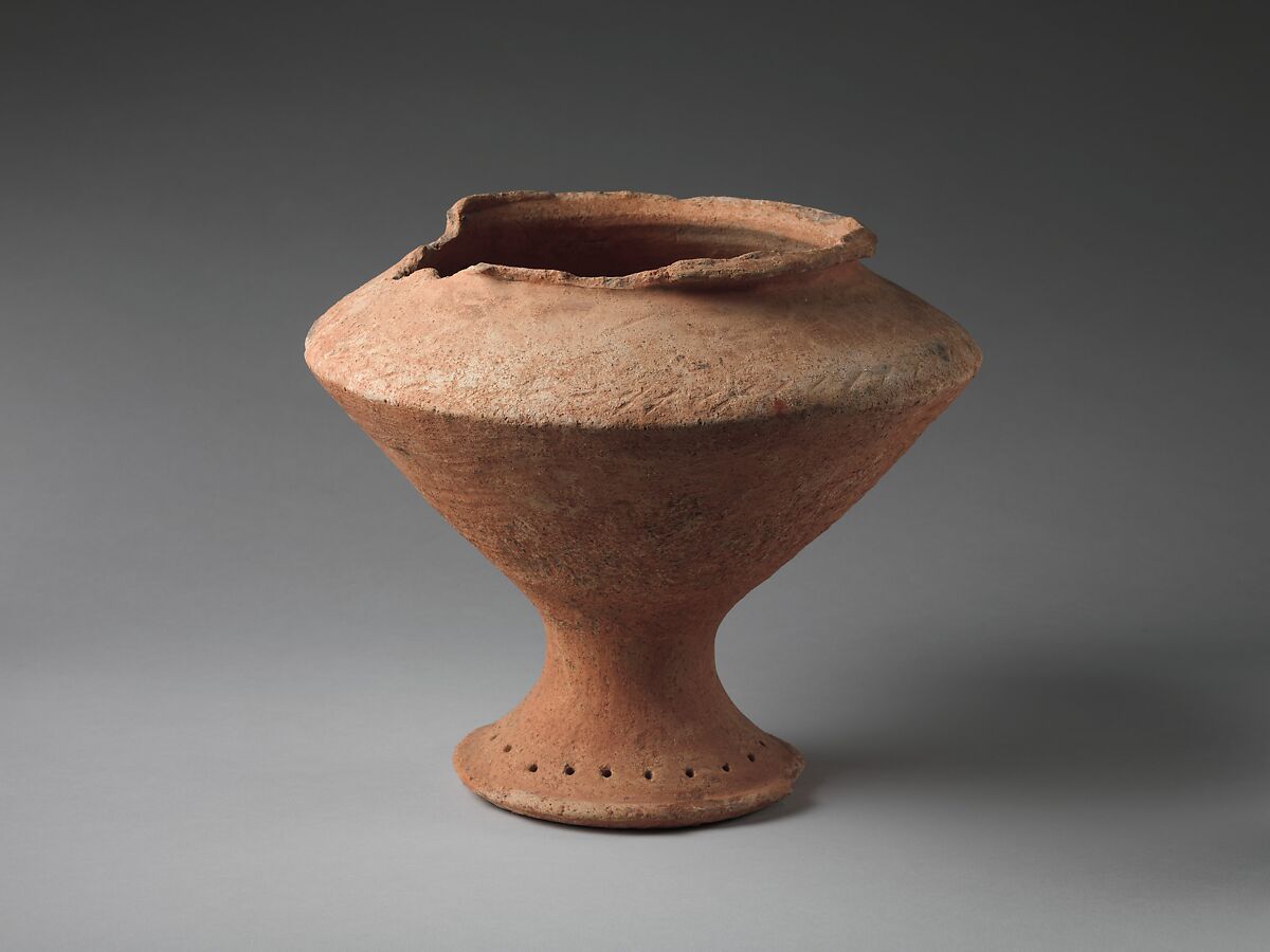 Tall-Footed Bowl (Hachi), Earthenware with pigment, Japan