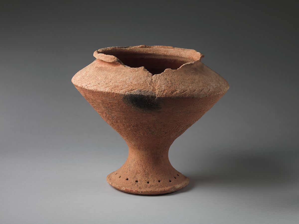 Tall-Footed Bowl (Hachi), Earthenware with pigment, Japan