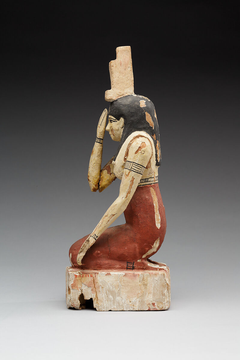 Mourning Isis, Wood, paste, paint