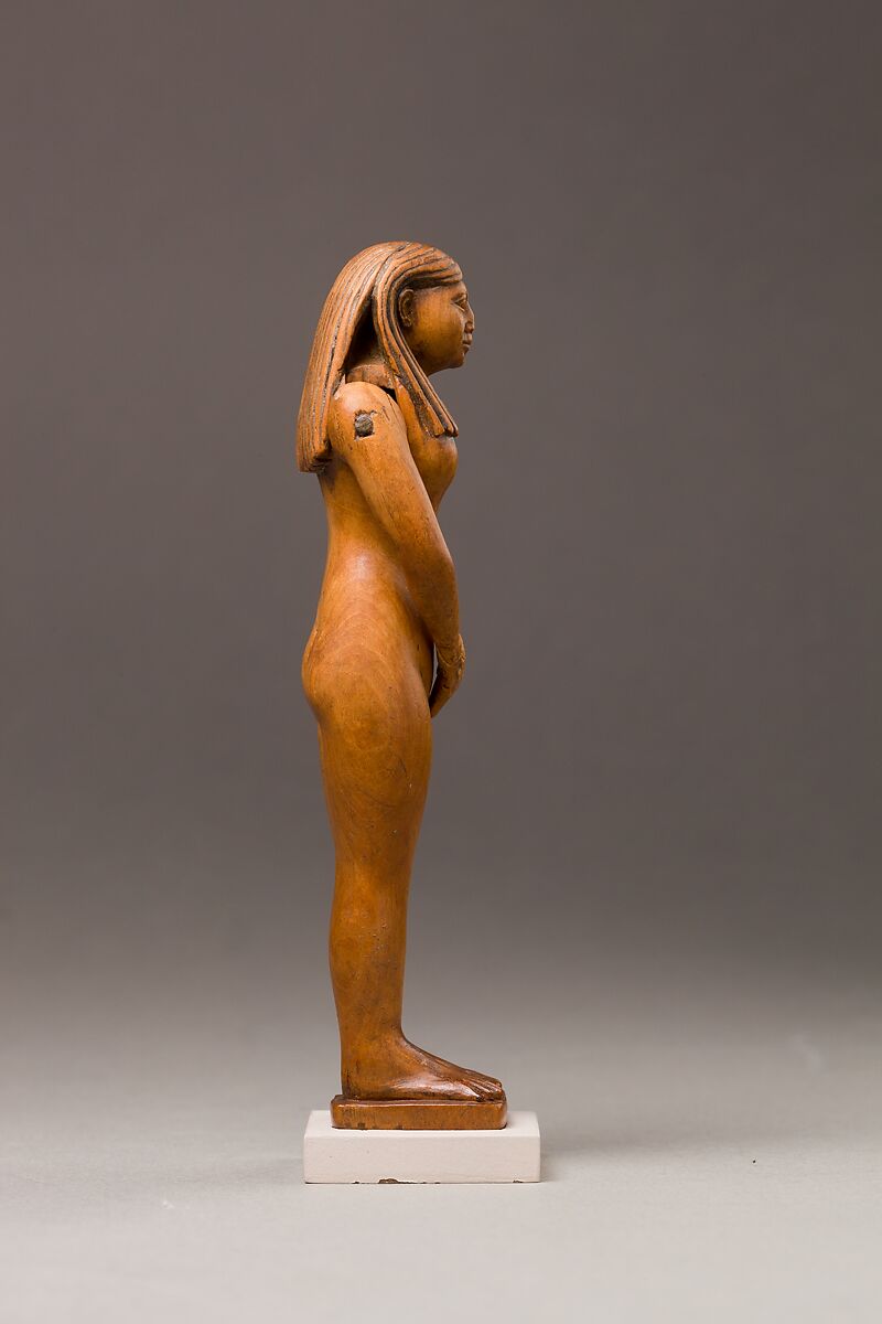 Statuette of a nude woman with moveable arms, one missing, Boxwood