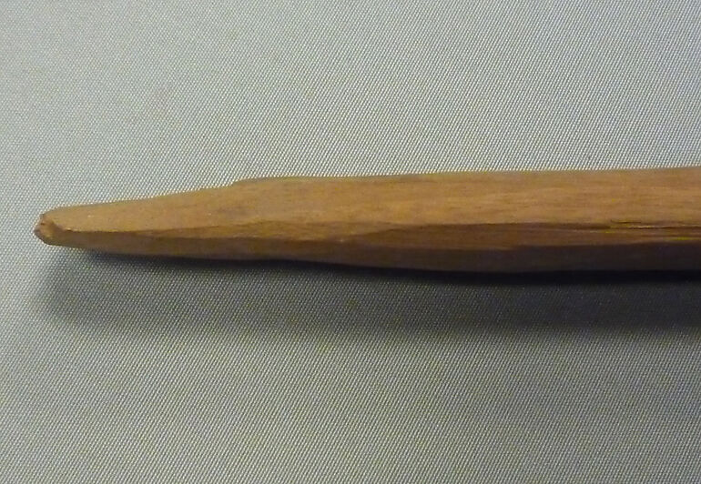 Model Lever, Wood