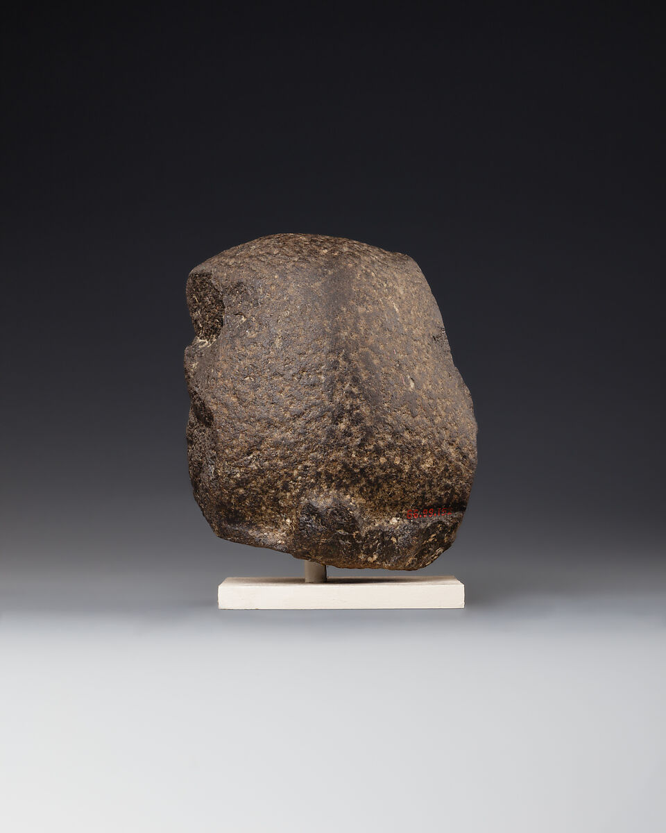 Royal head from a small statue, Gabbro