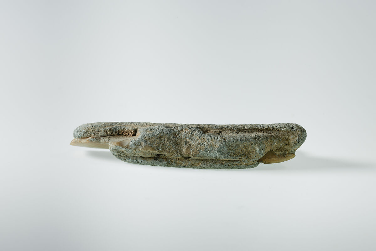 Sickle Insert, Flint, adhesive (lime plaster ?)