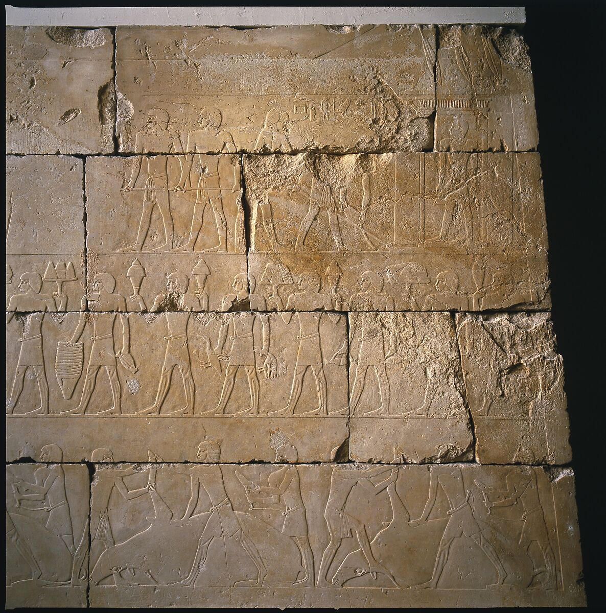 Tomb chapel of Raemkai: North wall of the entrance corridor, Limestone, paint