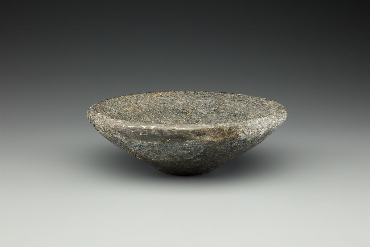 Shallow bowl, Stone