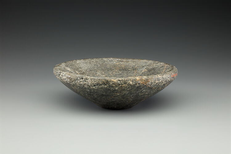 Shallow bowl