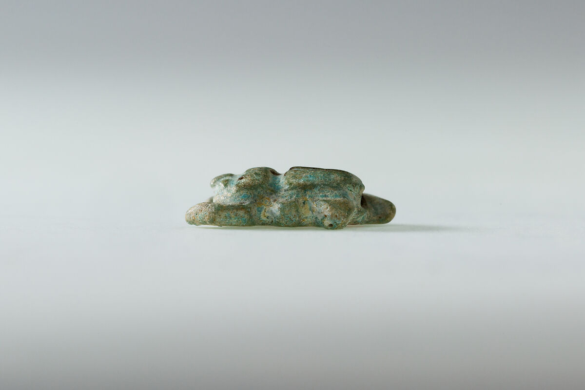 Scarab amulet, Faience