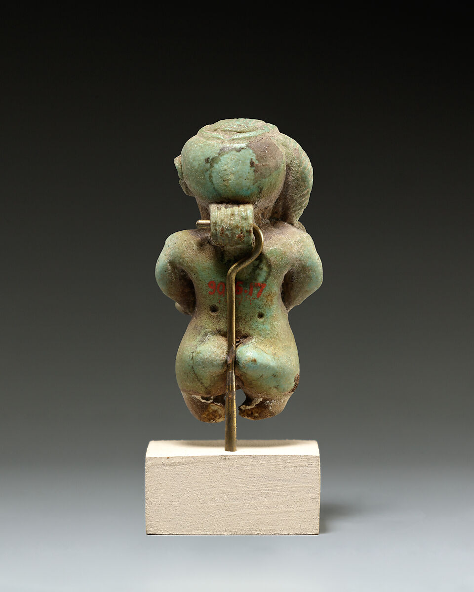 Pataikos, Faience
