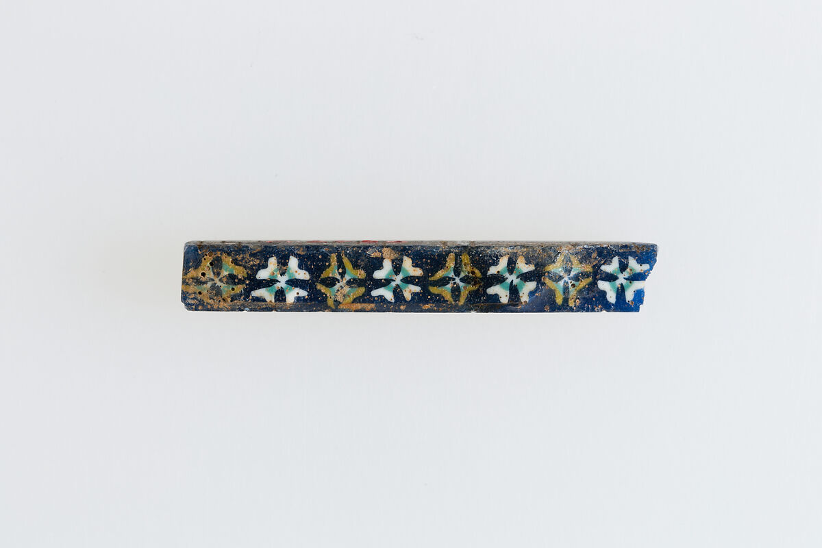 Inlay with row of rosettes, Glass 