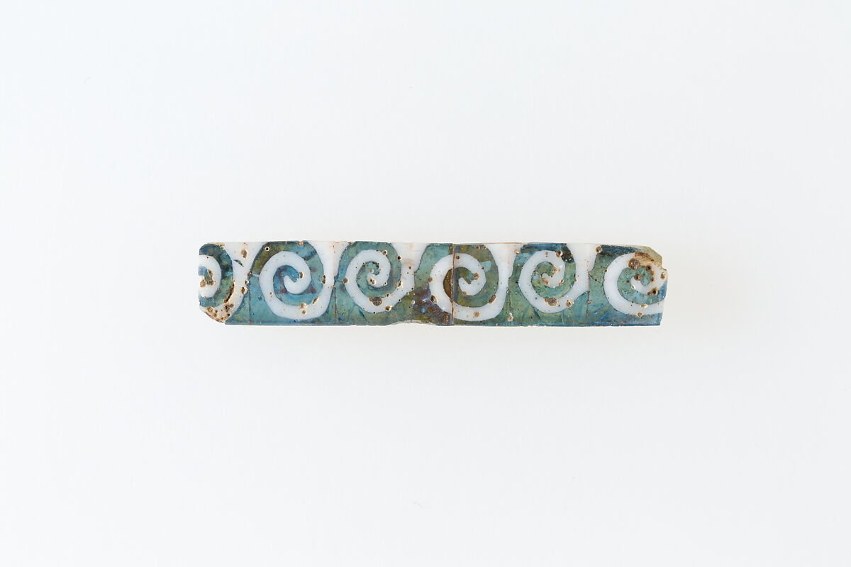 Inlay, running spirals, Glass 