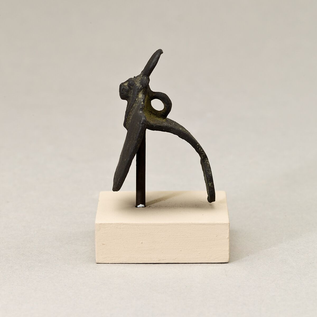 Aegis of Bastet, Cupreous metal