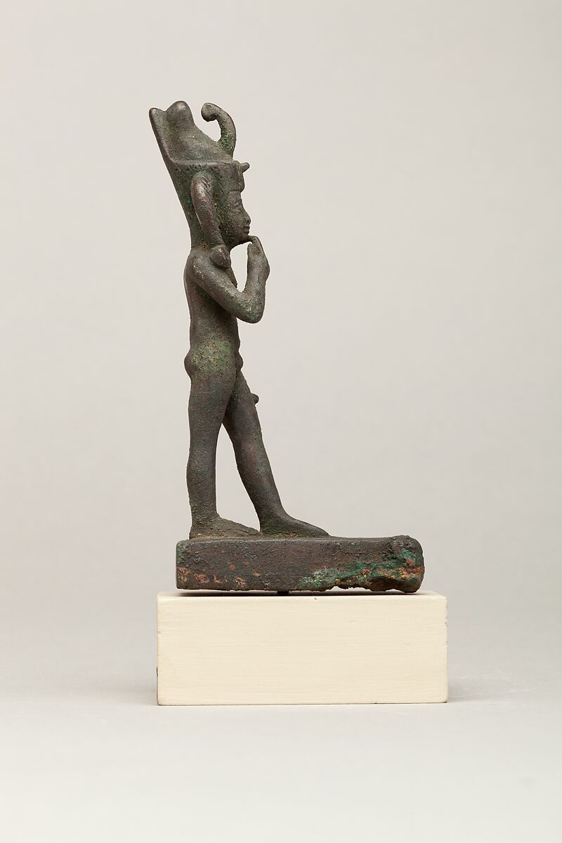 Harpokrates in double crown, Cupreous metal