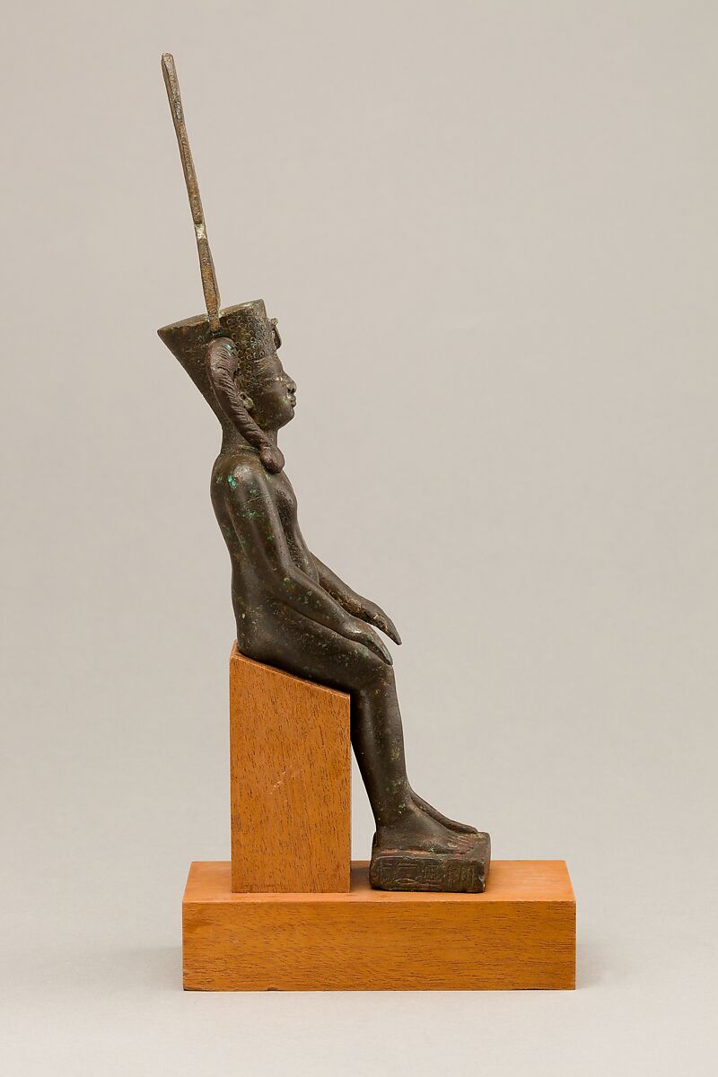 Child god with the Amonian crown named Horus of Mednit (Aphroditopolis), Cupreous metal, precious metal inlay