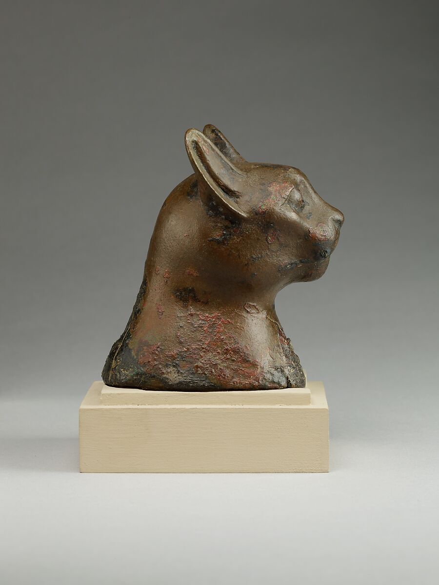 Head of a cat, Cupreous metal