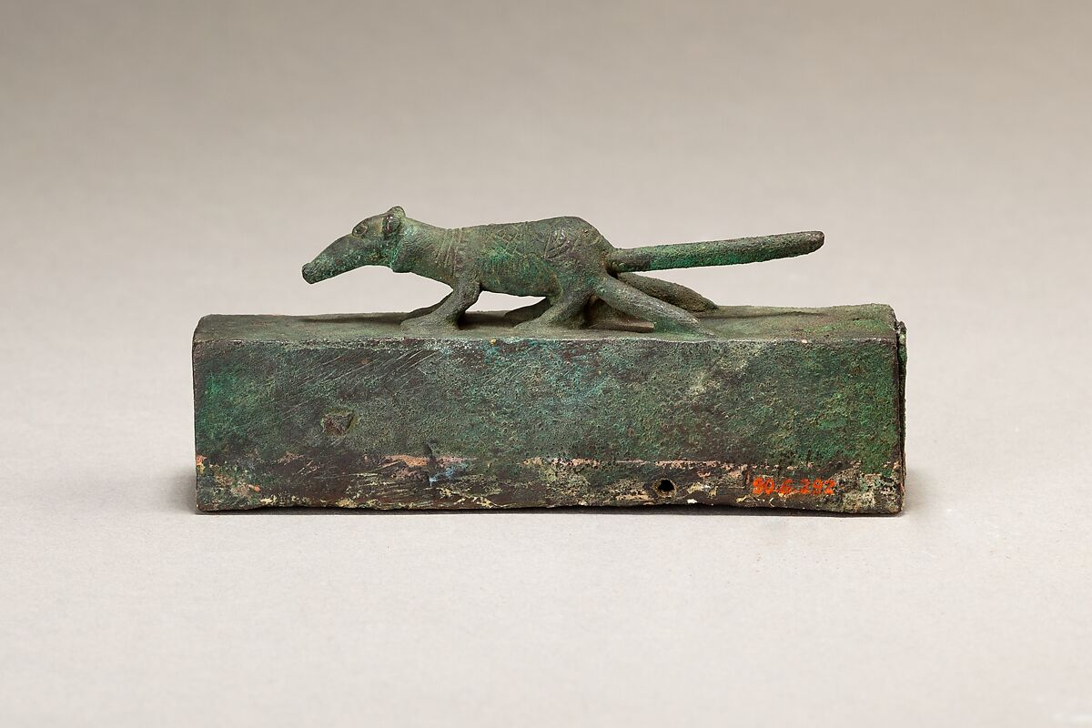 Shrew surmounting a box for animal mummy, Cupreous metal