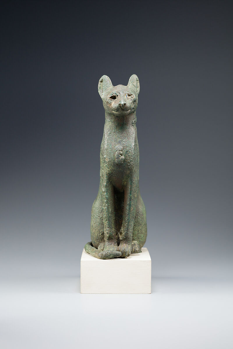 Cat with image of Bastet on breast, Cupreous metal