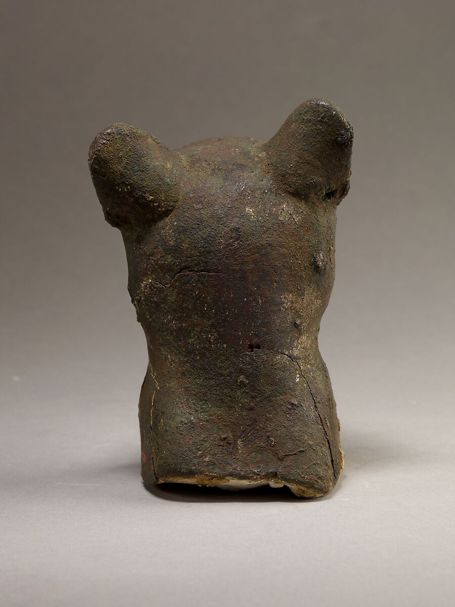 Cat head, Cupreous metal