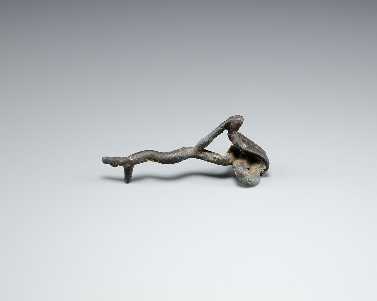 Uraeus, Cupreous metal