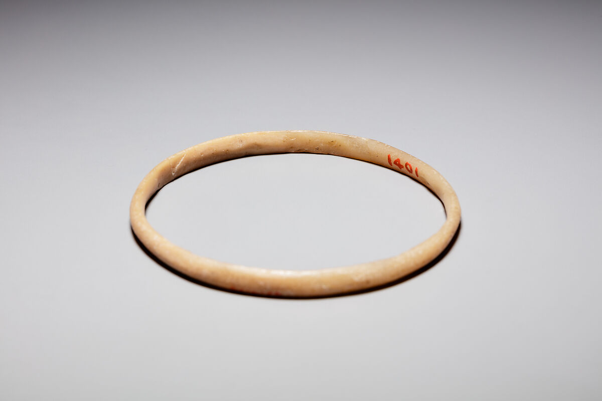 Bracelet (Bangle), Flint