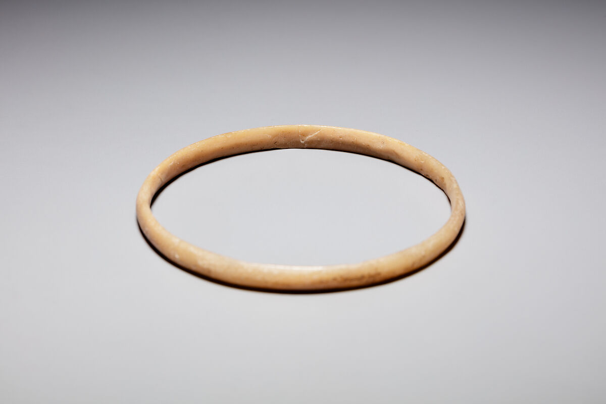 Bracelet (Bangle), Flint