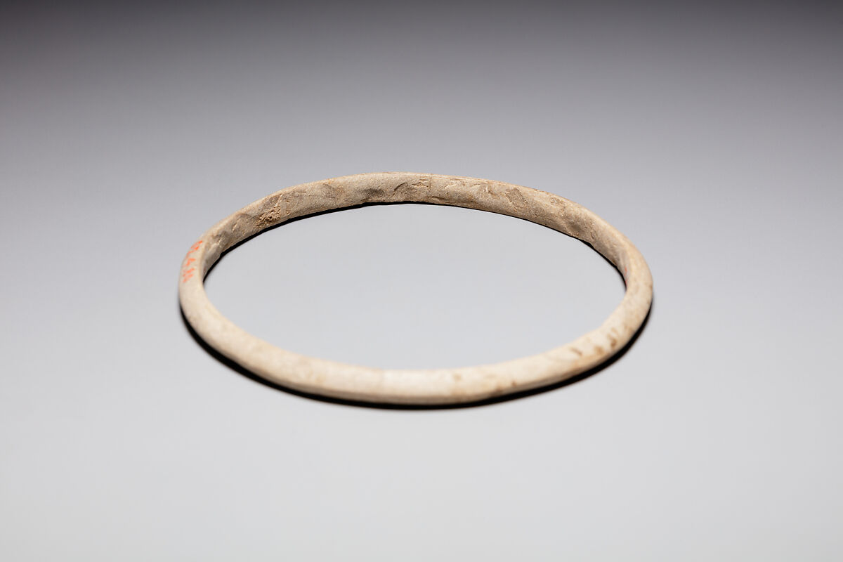 Bracelet (Bangle), Flint