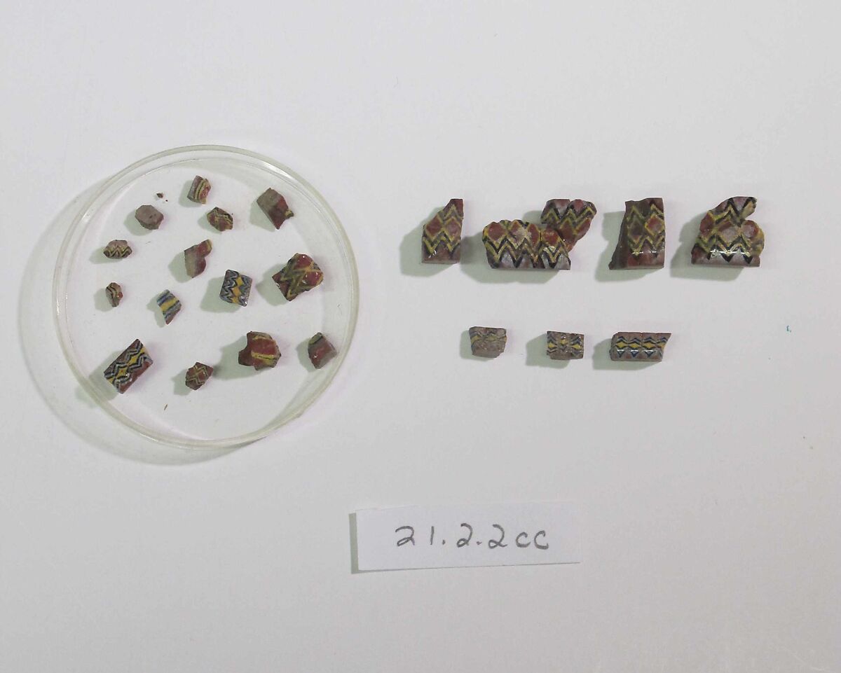 Inlay elements from shrine: zig-zag pattern, Glass 