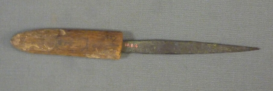 Model Chisel from the Foundation Deposit for Hatshepsut's Tomb, Bronze or copper alloy, wood 