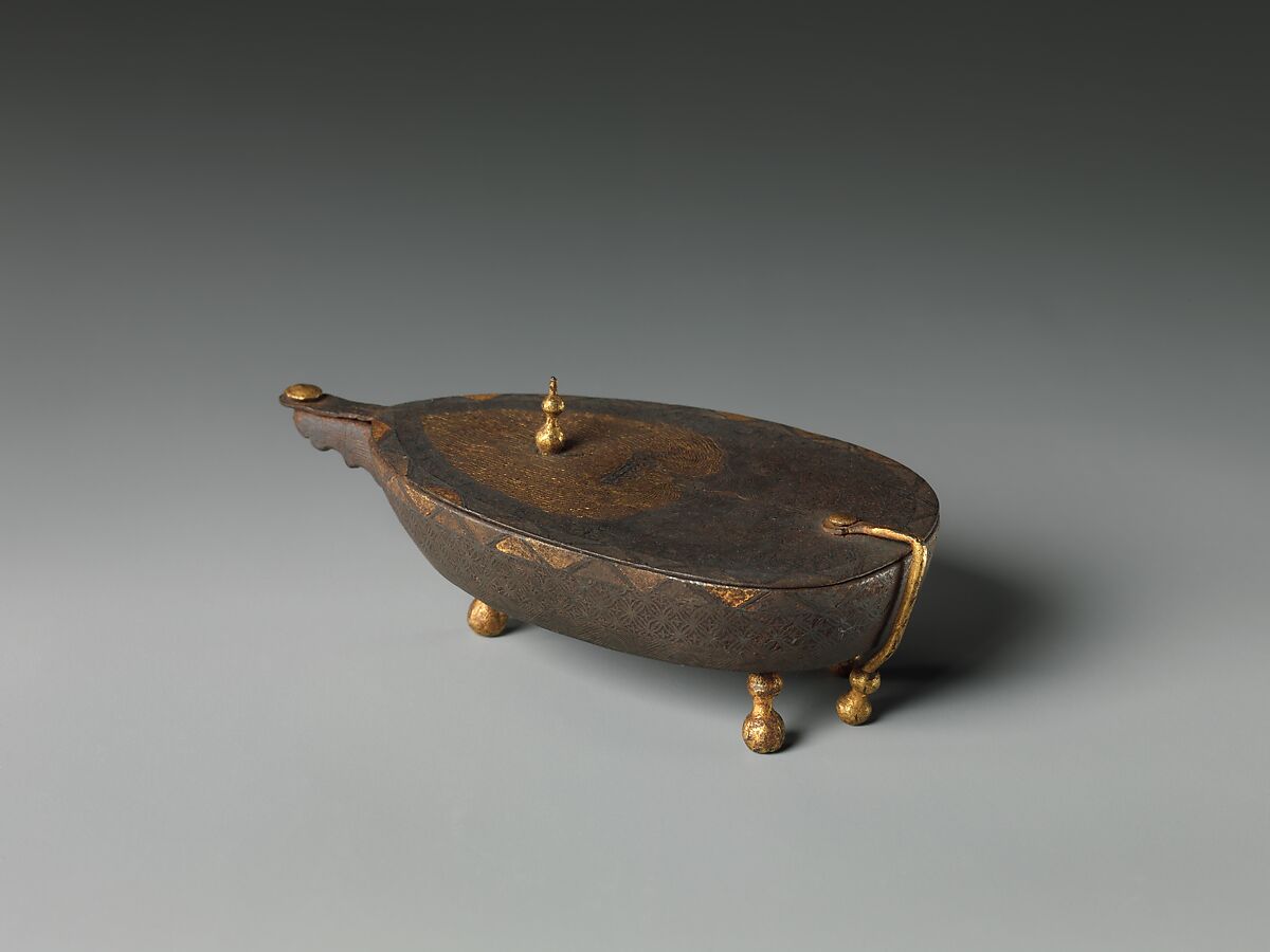 Incense box, Iron inlaid with gold and silver, Korea 