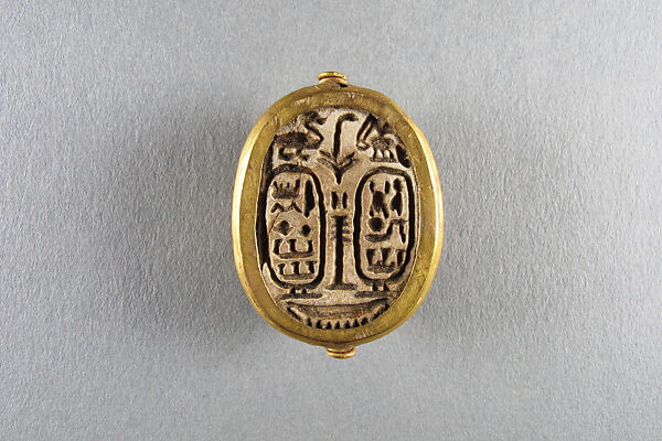 Scarab of Sheshonq I, Glazed steatite, gold 
