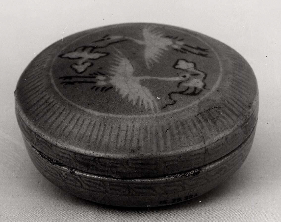 Pigment Box with Cover, Stoneware with inlaid decoration under celadon glaze, Korea 