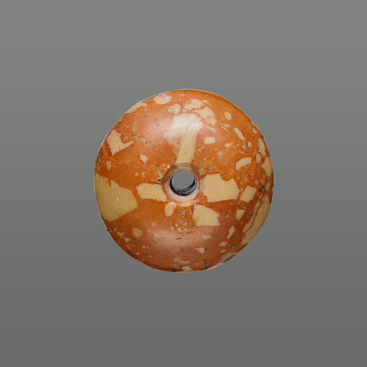 Mace head, Breccia