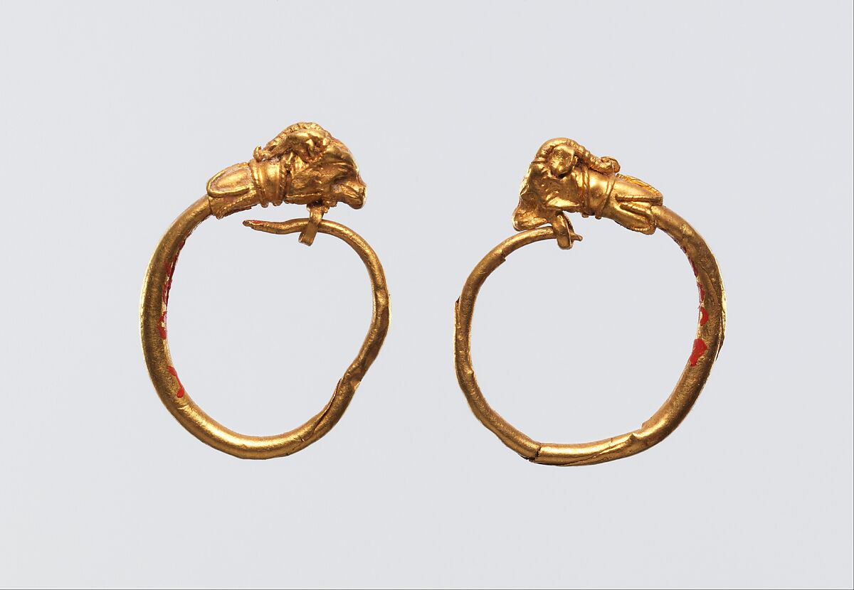 Earrings with ibex head terminal, Gold 