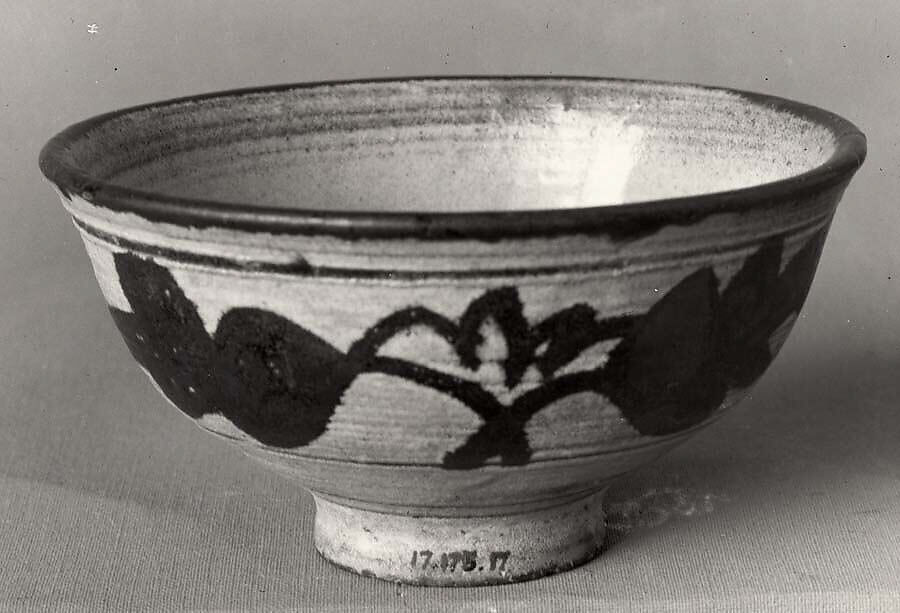 Bowl, Stoneware under punch'ong glaze, Korea 