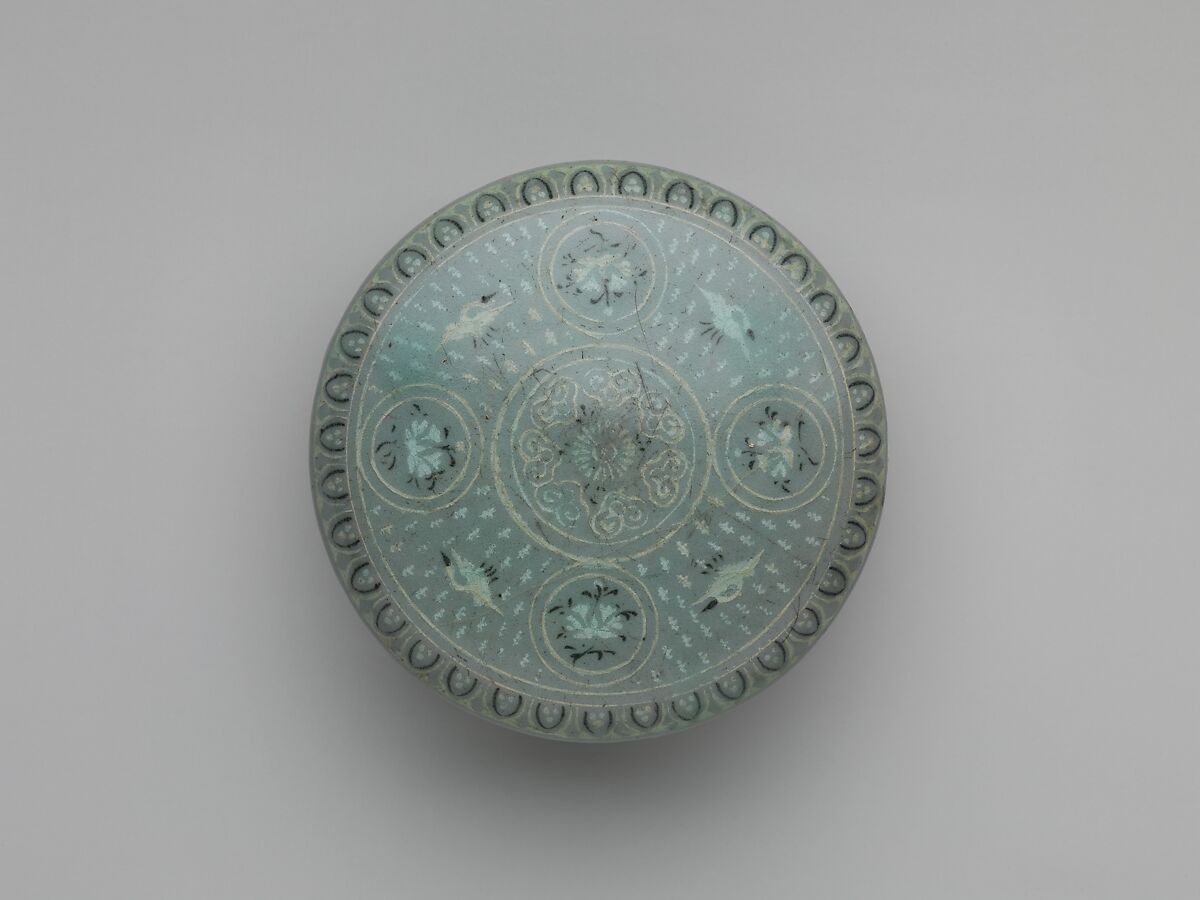 Box from set of five decorated with cranes and clouds, Stoneware with inlaid design under celadon glaze, Korea