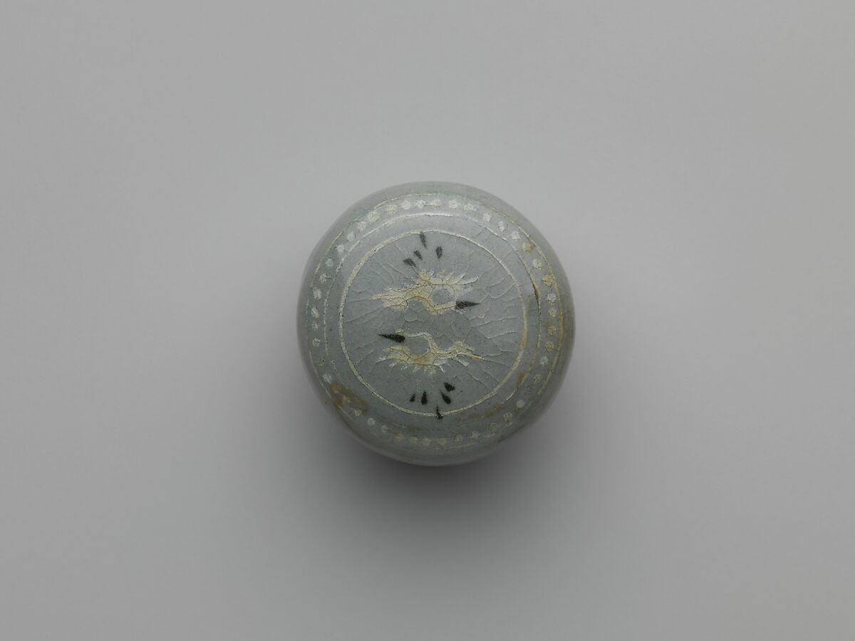 Box from set of five decorated with cranes and clouds, Stoneware with inlaid decoration of cranes and clouds under celadon glaze, Korea